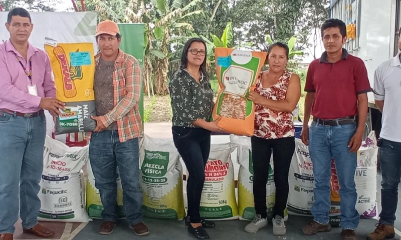 La entrega se hizo través del proyecto nacional de semillas y agrocadenas estratégicas, con una inversión de $ 35.600 / Foto: cortesía ministerio de Agricultura