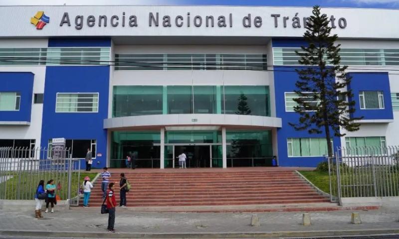 Esta reactivación permitirá restablecer aproximadamente el 80 % de los trámites que permanecían suspendidos / Foto: cortesía