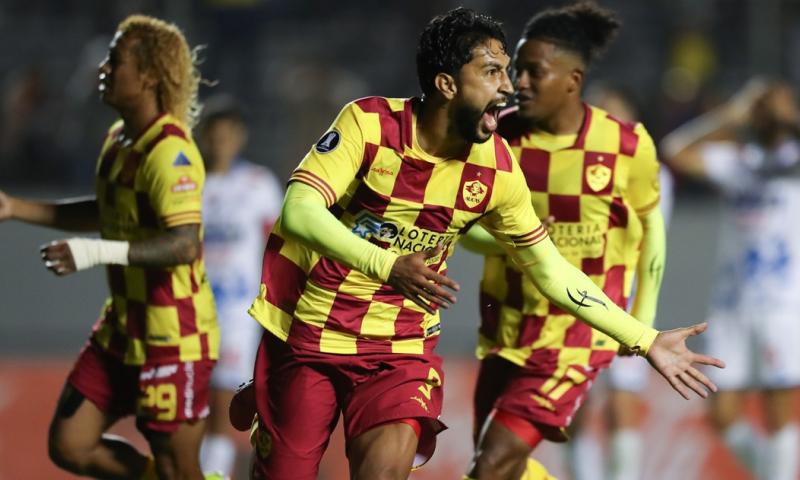 El colombiano Jeison Medina anotó el gol del triunfo de Aucas/ Foto: cortesía EFE
