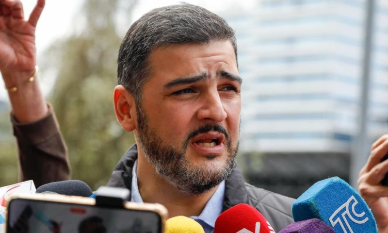 Alvarez señaló que la firma del memorando de entendimiento "simboliza la confianza de Francia con Guayaquil, estrecha lazos, los fortalece" / Foto: EFE