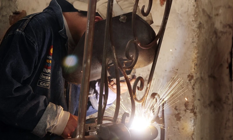 La demanda de electricidad aumentó en un 8,13 % en Ecuador / Foto: EFE