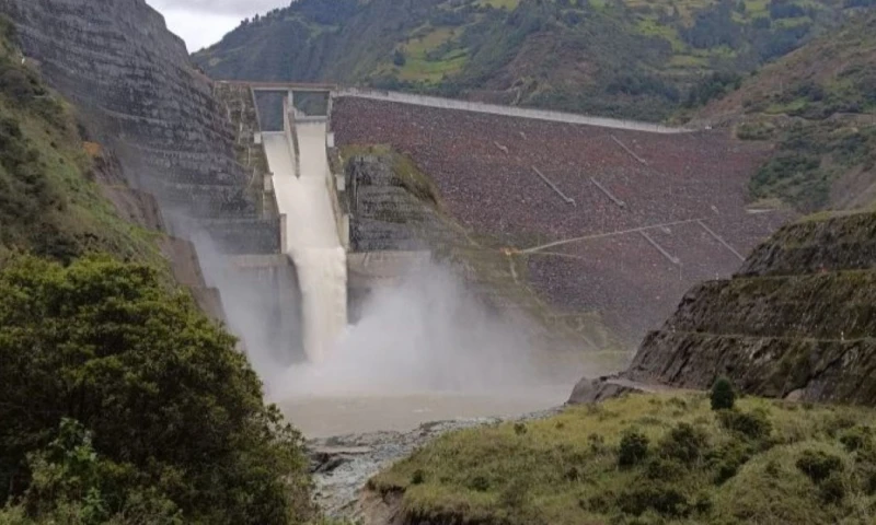 El caso más evidente es el de Mazar, que ha registrado una caída significativa en pocas semanas / Foto: cortesía Celec