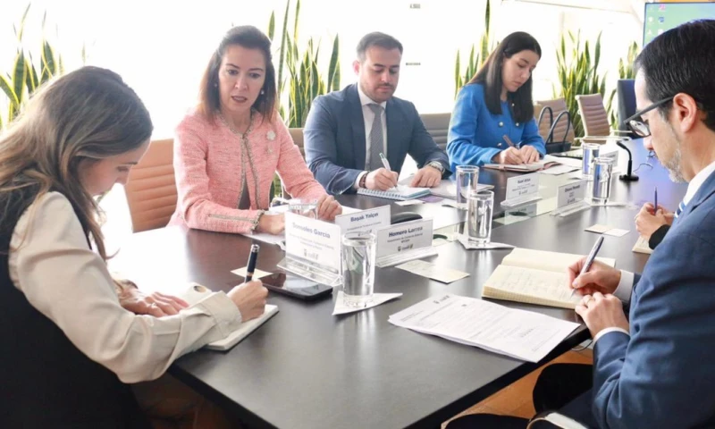 La ministra de Producción, Sonsoles García, se reunió con la embajadora de Turquía, Basak Yalçín