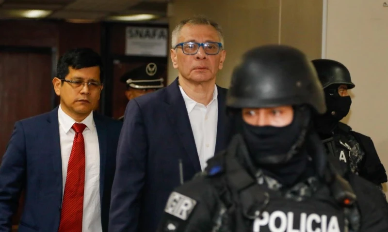 Glas fue detenido el año pasado en la invasión policial a la Embajada de México en Quito / Foto: EFE