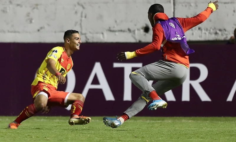 Aucas remontó en la Copa Sudamericana con doblete de Fydriszewski / Foto: EFE