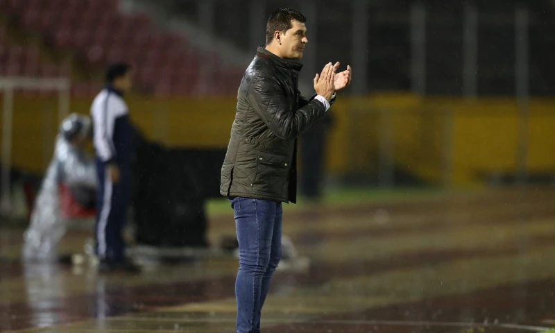 Emelec logró un valioso triunfo en Argentina / Foto: EFE