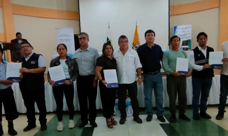 Se otorgó acuerdos ministeriales a dos asociaciones, Los Encuentros y Yantzaza/ Foto: cortesía MAG