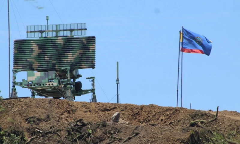 Ministerio de Defensa no descarta atentado contra radar de control del narcotráfico en Manabí / Foto: cortesía Twitter Guillermo Lasso