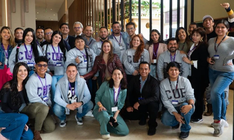Solo el 21 % de los latinos en EE.UU. de entre 25 y 29 años poseen un título universitario / Foto: cortesía CFU