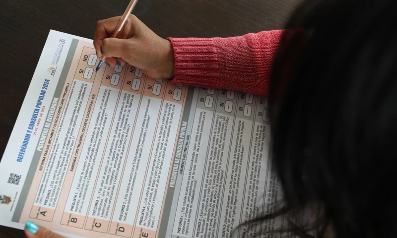 El referéndum fue convocado por el Gobierno del presidente Daniel Noboa / Foto: EFE