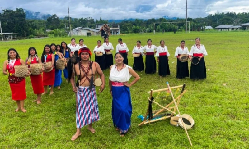 Los habitantes de San Luis de Inimkis participaron en las actividades de recuperación lingüística y validación de contenidos / Foto: cortesía 