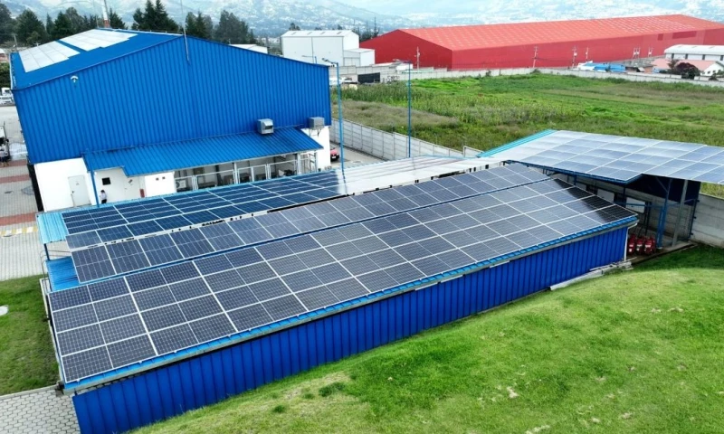 La decisión responde a un escenario en el que la seguridad energética se ha convertido en un factor clave para la competitividad empresarial / Foto: cortesía EEQ