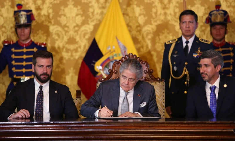 La reforma contempla un aumento de los gastos deducibles anuales, que podrá ser de hasta 15.294 dólares dependiendo del número de cargas familiares/ Foto: cortesía Presidencia