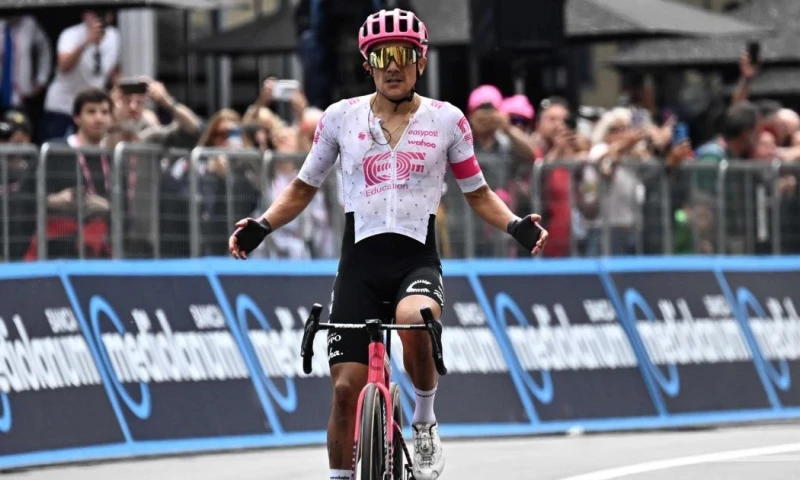 Richard Carapaz firmó su cuarta victoria en el Giro / Foto: EFE