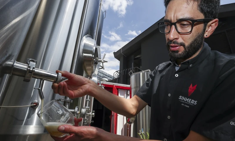 Más de 450 años después se logró "resucitar" la misma levadura usada en su fermentación para poder recrear el producto original al estilo del siglo XVI / Foto: EFE