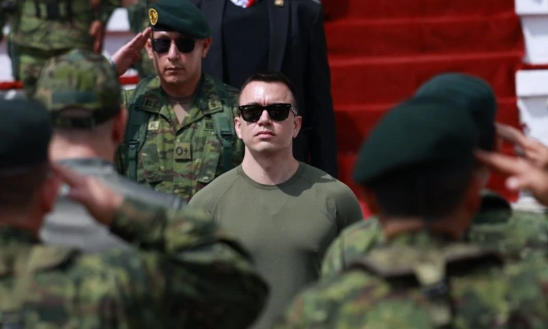 El objetivo del Gobierno es fortalecer las capacidades operativas de la institución militar / Foto:cortesía Presidencia 