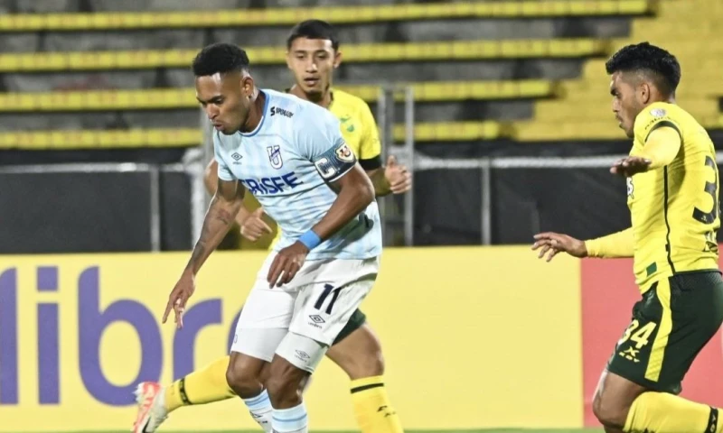 El delantero panameño, Ismael Díaz, anotó 2 goles frente a Defensa y Justicia / Foto: cortesía Universidad Católica
