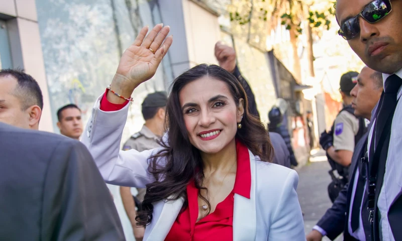 Abad  su esperanza de que la Justicia actúe apegada a derecho en defensa de la Constitución / Foto: EFE