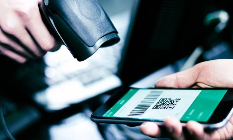 Estos sistemas permiten operaciones más rápidas, notificaciones inmediatas y mayor control financiero / Foto: cortesía Banco Santander