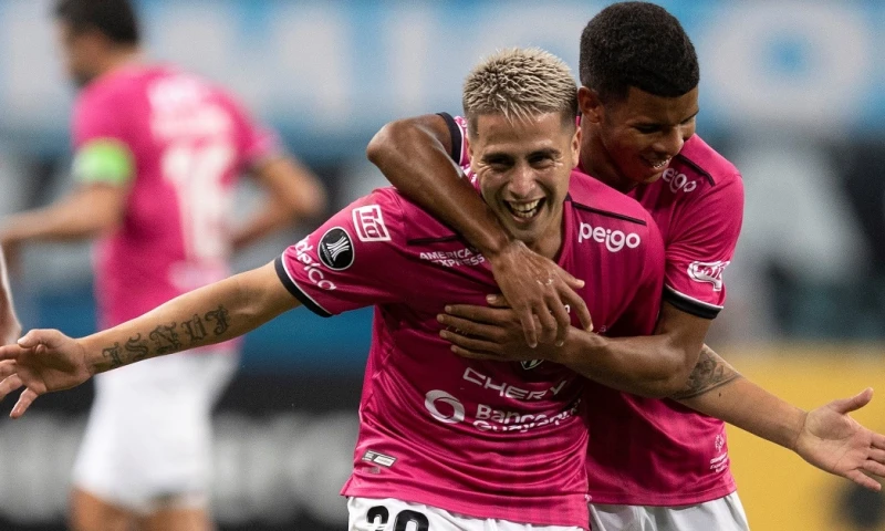 Independiente superó a Gremio en Brasil y avanzó a la fase de grupos de la Libertadores / Foto: EFE