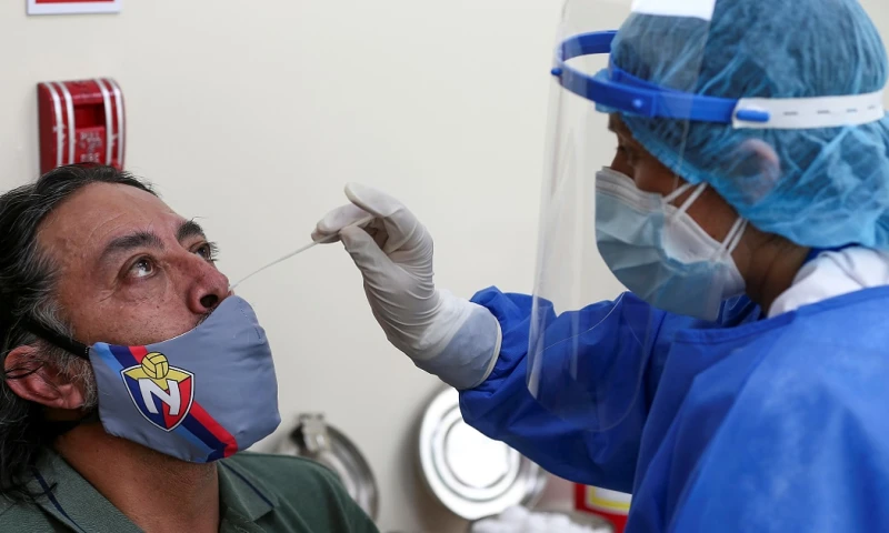 La provincia andina de Pichincha acumula la mayor cantidad de contagios con 298.227 positivos / Foto: EFE