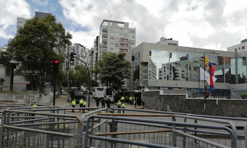 Publicación de resultados y pesquisas tensan ambiente político / Foto EFE