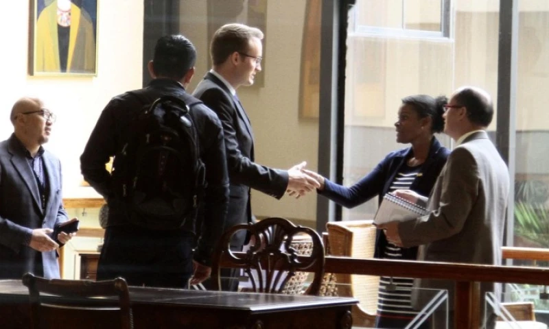 Diligencia. La fiscal Diana Salazar hizo el reconocimiento de una suite privada y de las oficinas de Odebrecht. Foto: Expreso