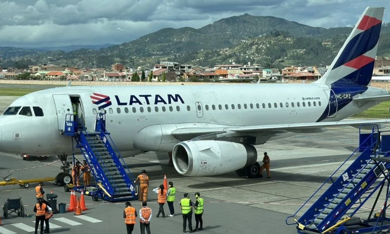 Latam Airlines contará con 2 frecuencias semanales / Foto: cortesía Aeropuerto de Cuenca