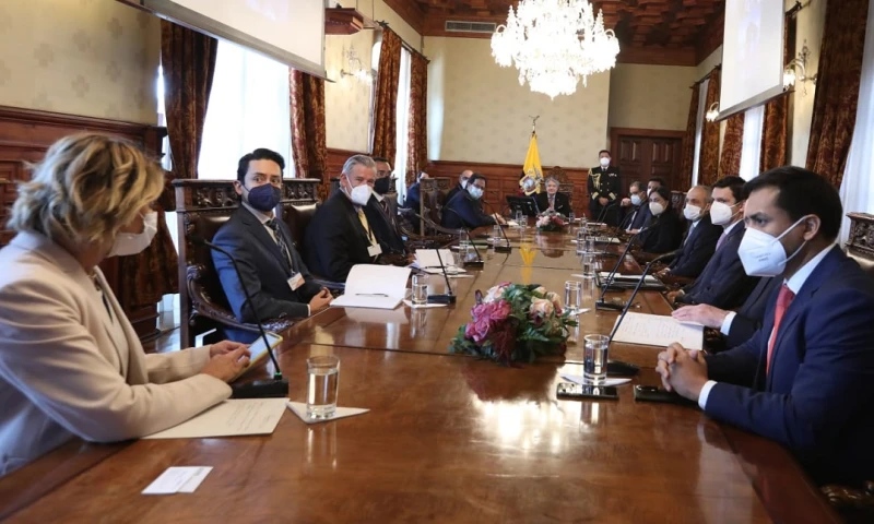 Guillermo Lasso se reunió con el sector minero / Foto: cortesía de la Presidencia