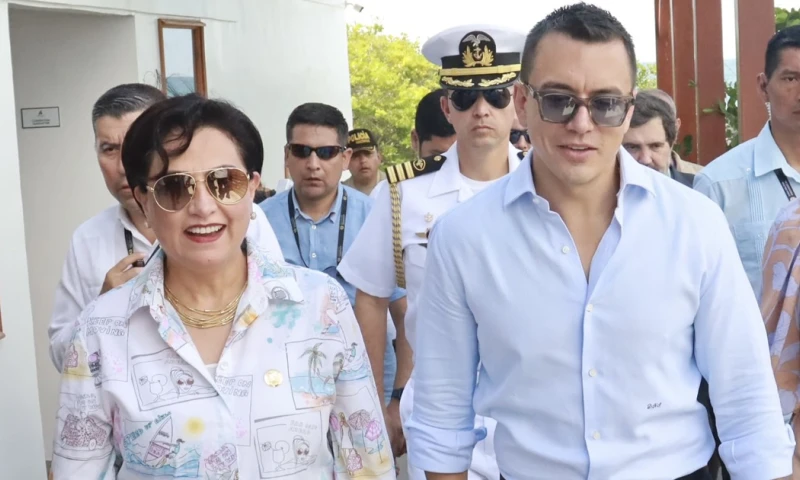 La canciller ha sido criticada por varios grupos parlamentarios en torno a la crisis diplomática con México / Foto: cortesía Presidencia 