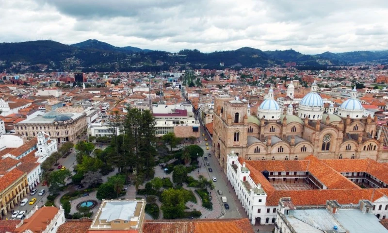 Uno de los elementos que diferencia al programa ecuatoriano es que el país utiliza el dólar estadounidense como moneda oficial / Foto: cortesía GAD Cuenca