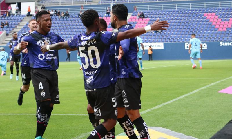 Con victoria 0-2 sobre Manta, los rayados encabezan la tabla de posiciones en Ecuador, consolidando su buen arranque en la temporada 2026./ Foto: cortesía