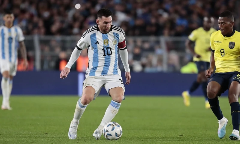 ‘La Tri’ lució muy ordenada durante los 90 minutos / Foto: EFE