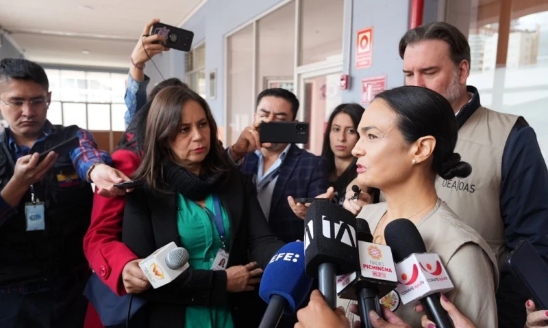 De Saint Malo destacó el proceso de votaciones y, sobre todo, la actitud de los candidatos presidenciales que aceptaron el resultado de la votación / Foto: cortesia Isabel de Sanit Malo
