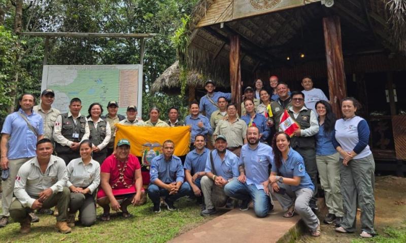 Durante el encuentro se analizaron las principales amenazas que enfrenta el corredor / Foto: cortesía Parques Nacionales Colombia