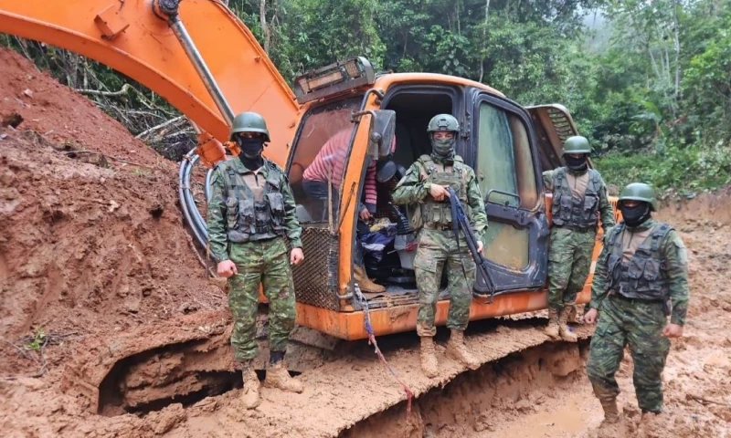 Las Fuerzas Armadas han intensificado sus operativos en diversas zonas afectadas / Foto: cortesía FF.AA.