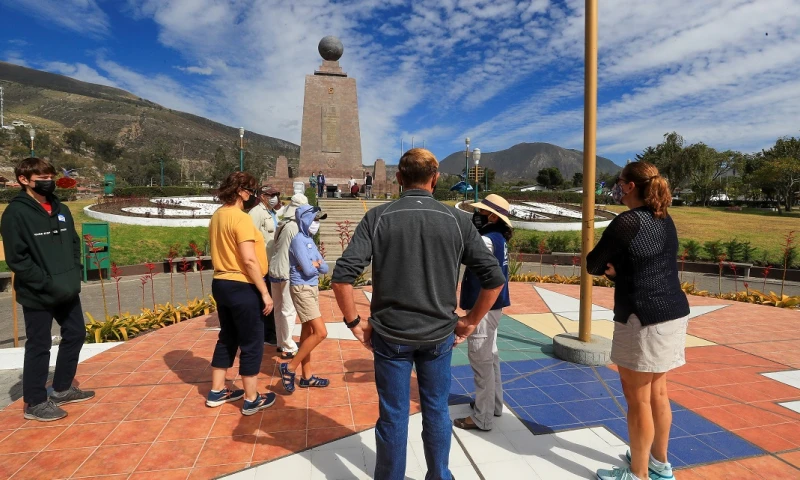 Ecuador espera más de un millón de desplazamientos por megapuente turístico / Foto: EFE