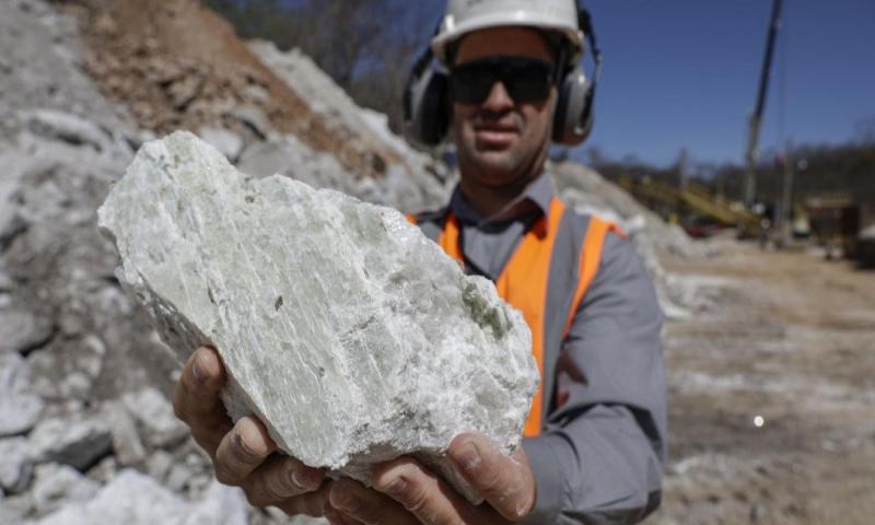La demanda de "oro blanco" se ha disparado en la industria china del automóvil / Foto: EFE