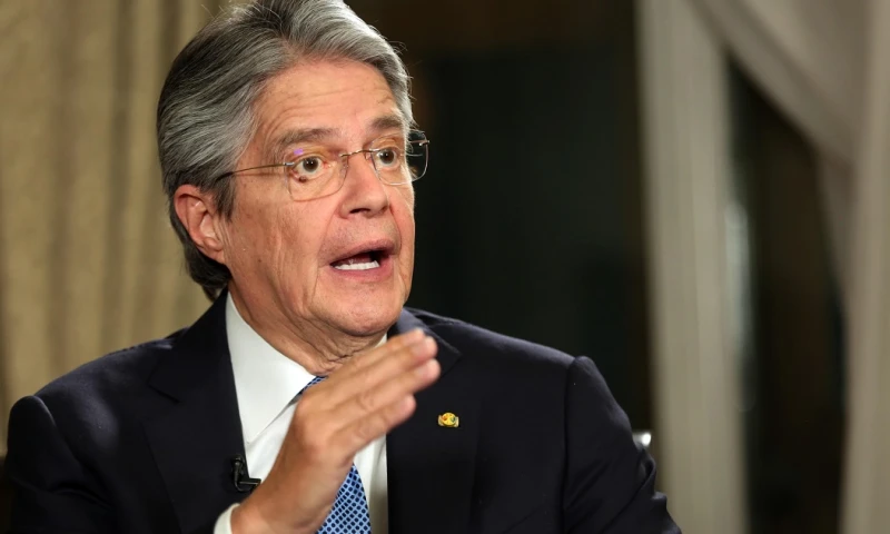 Lasso anuncia reformas tributaria y laboral para estabilizar la economía / Foto: EFE