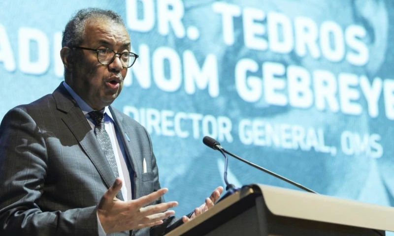 El acuerdo crea una red global de cadena de suministro y logística para intentar asegurar un acceso equitativo, rápido y asequible a los productos / Foto: EFE