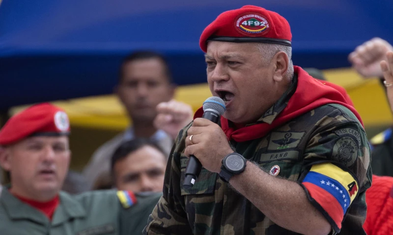 Nicolás Maduro aseguró este jueves que no caerá "ni un litro" la producción petrolera venezolana / Foto: EFE 