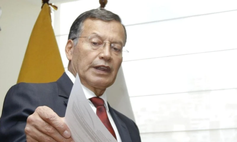 La Fiscalía abrió, hace nueve meses, dos expedientes para indagar al exgerente. Foto: Expreso