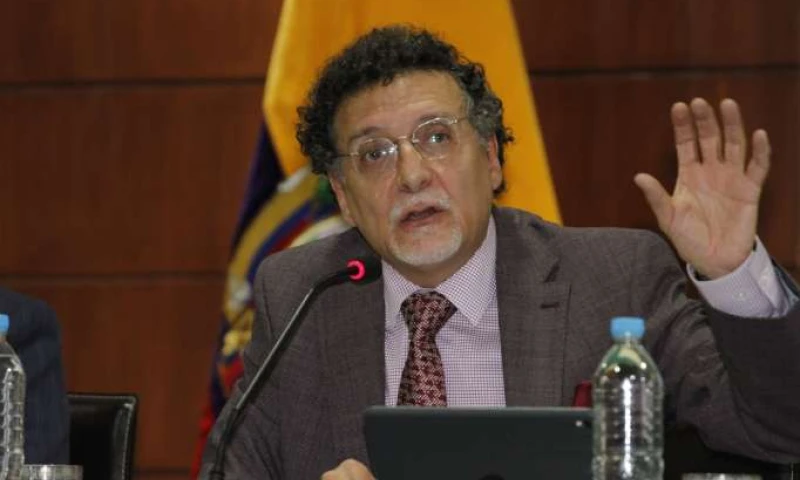 Encargado. Pablo Celi cumple la función como subrogante. Foto: La Hora