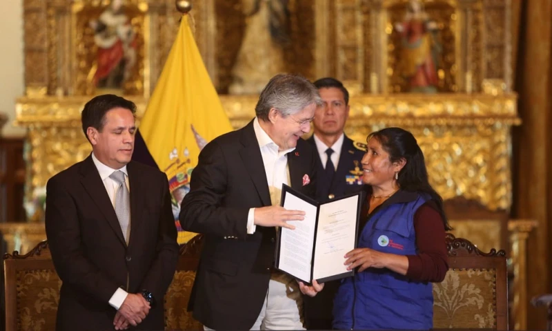 la Ley Orgánica de la Economía Circular Inclusiva es un instrumento legal de transición ecológica que además respalda al colectivo de recicladores / Foto: cortesía Presidencia