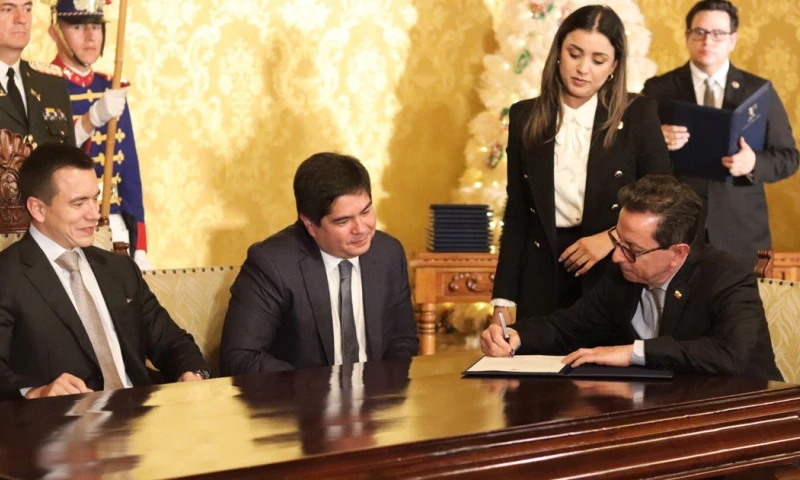 Solo Niels Olsen, de Turismo, continúa en el cargo./ Foto: cortesía Presidencia