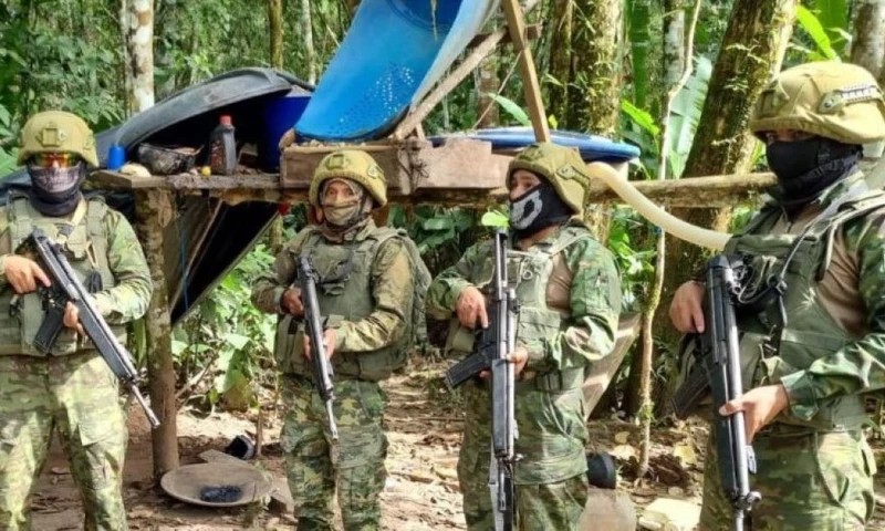 La ley busca desarticular las economías criminales que alimentan el conflicto armado interno / Foto: cortesía Ejército Ecuatoriano
