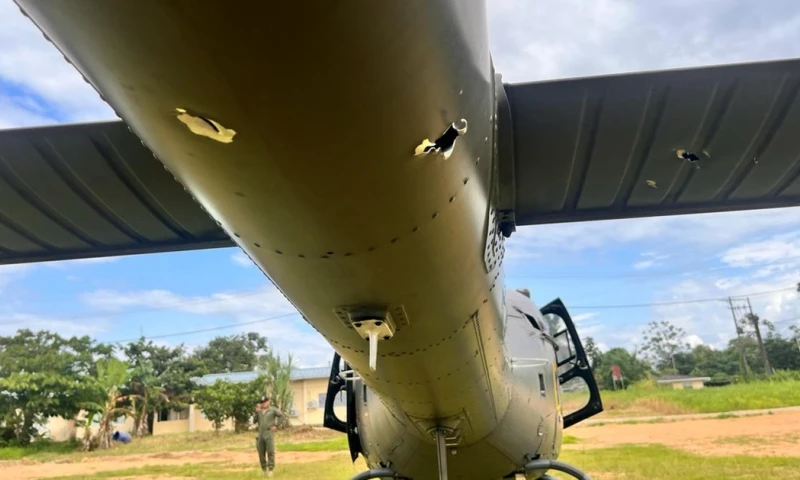 Los impactos de las balas alcanzaron el fuselaje de la aeronave / Foto: cortesía FF.AA.