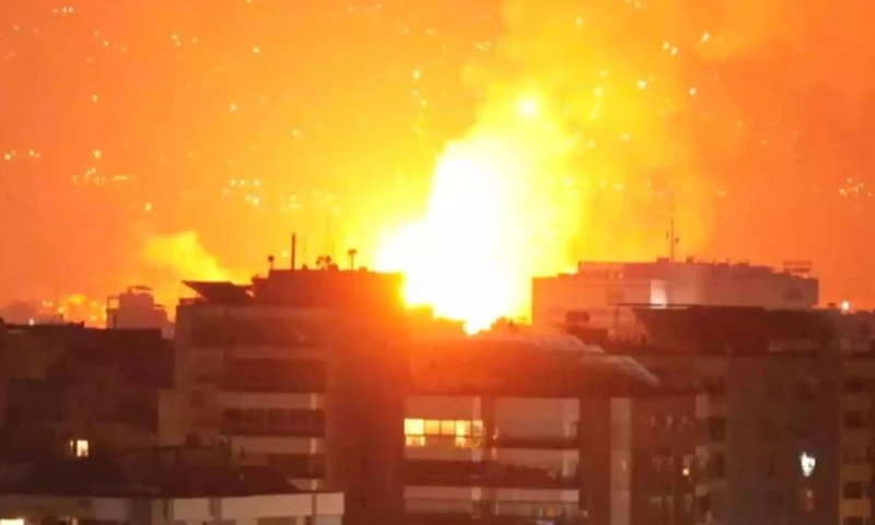 El ataque comenzó en torno a las 3:30 hora local / Foto: cortesía La Derecha Diario