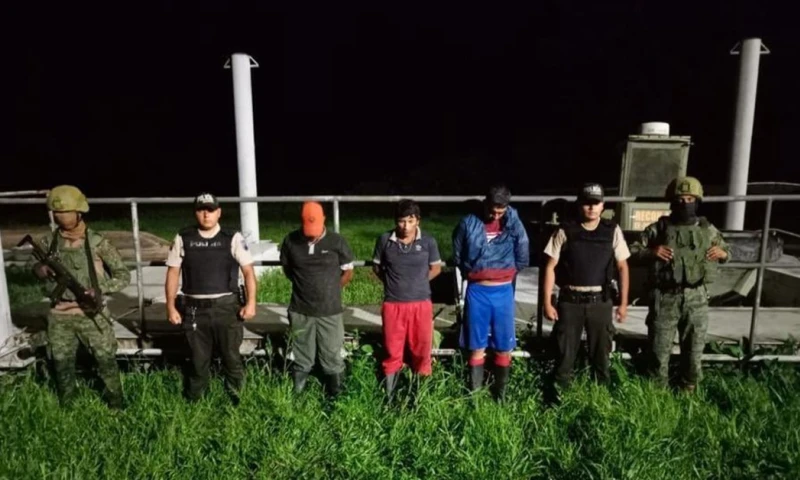 La operación militar se realizó en Puerto El Carmen, provincia de Sucumbíos/ Foto: cortesía Ejército ecuatoriano