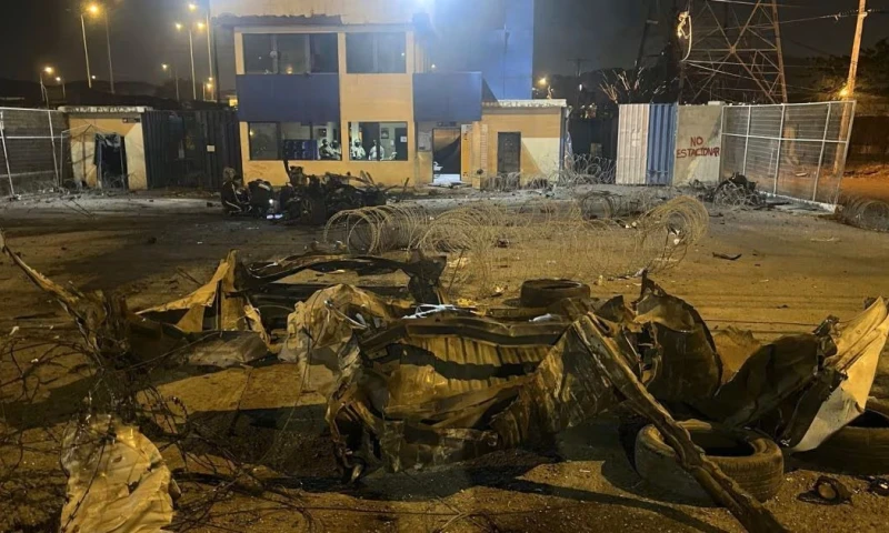 El atentado ocurrió apenas un día después de que unos sicarios tratasen de asesinar al director de la Cárcel Regional de Guayaquil / Foto: EFE